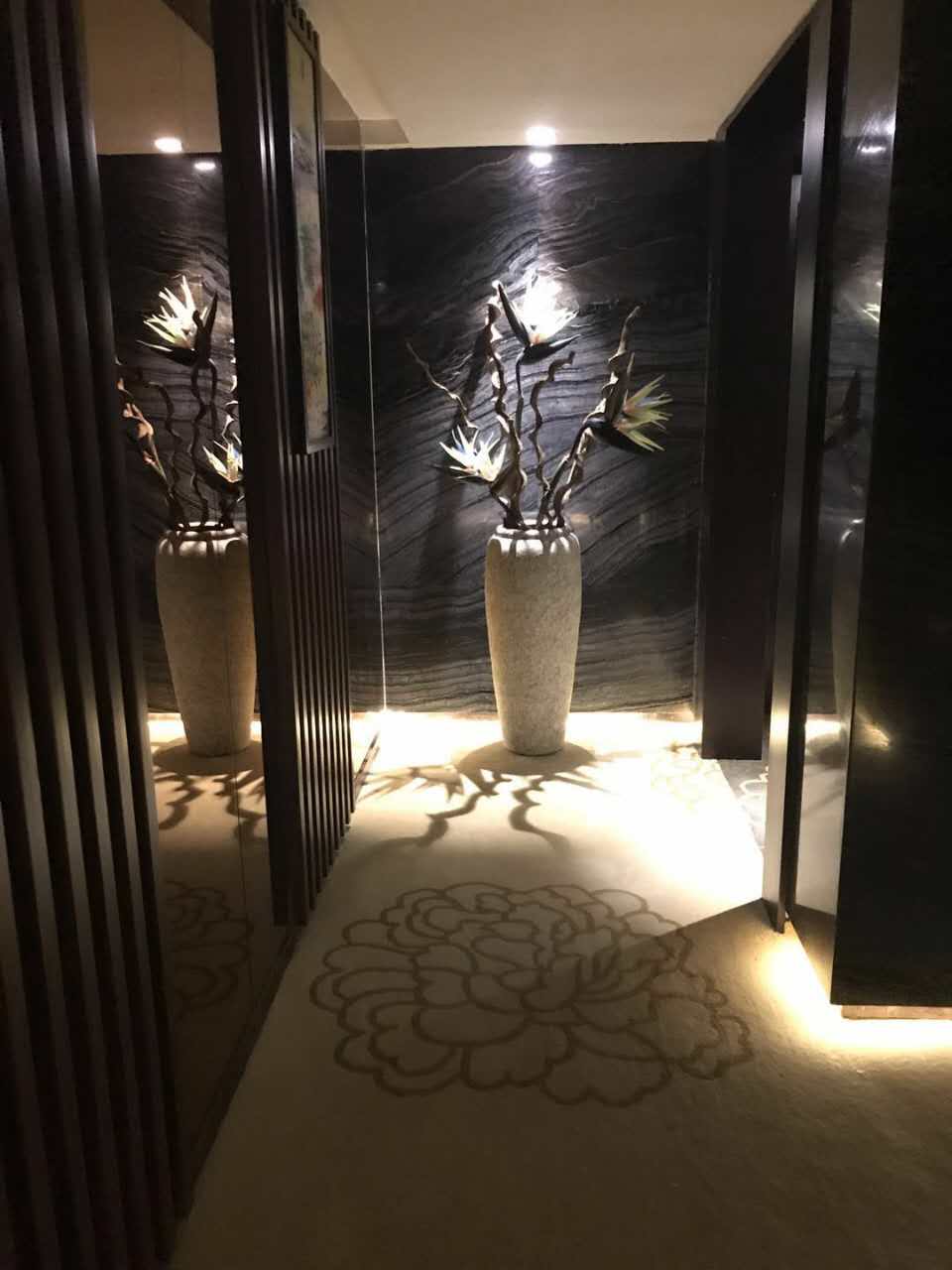 前两天去了龙华区高端SPA会所(龙华区能玩的按摩)